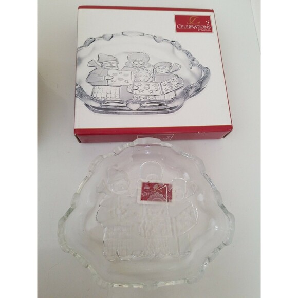 Celebrations by MIKASA Frosted Snack Dish Christmas Carolers Collection - Picture 1 of 4